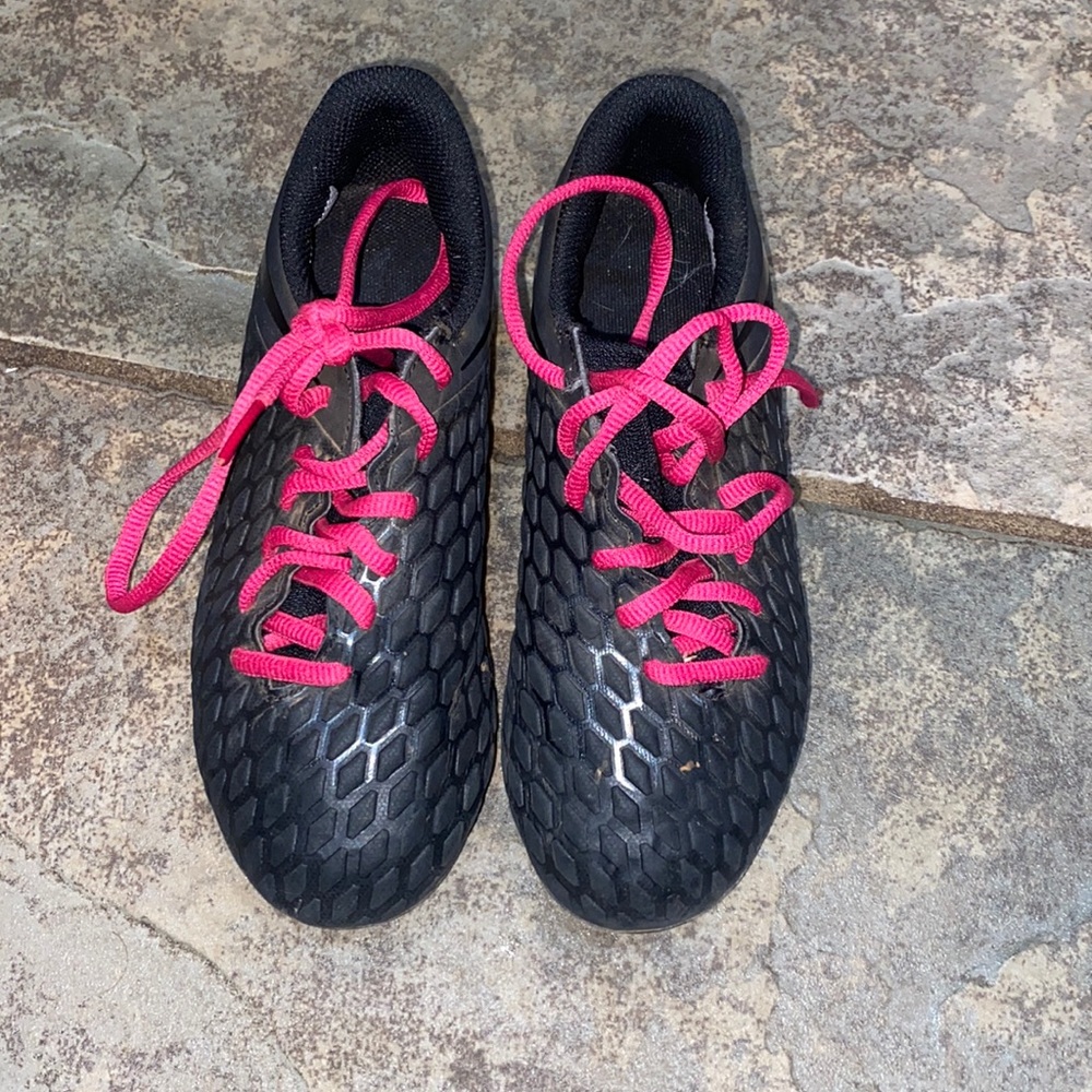 Girl cleats